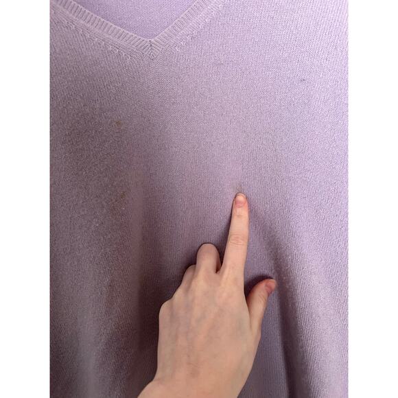 Charter Club Women's P M 100% Cashmere Sweater Purple V Neck Academia FLAWS - Picture 4 of 11